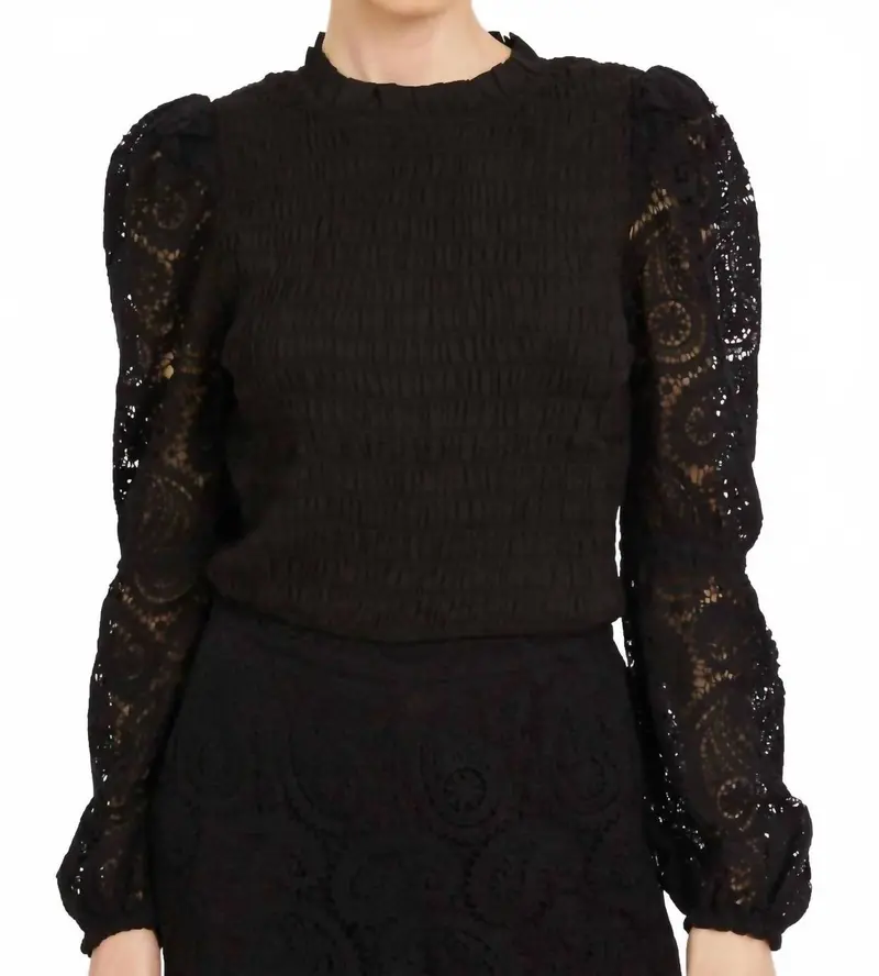 Arabella Top In Black 1