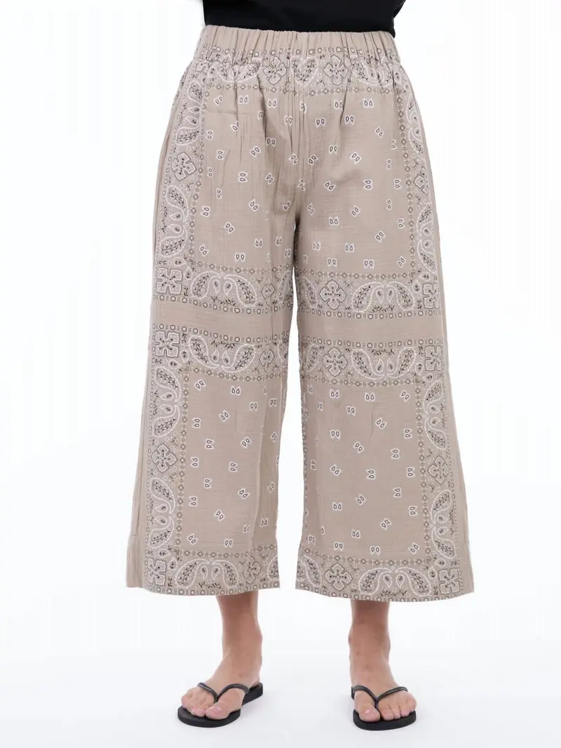 Bandana Crop Pant In Beige 1