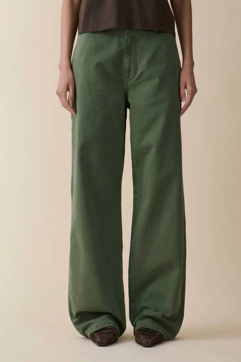 Belem Mid Rise Loose Fit Chinos In Chevron Green 1