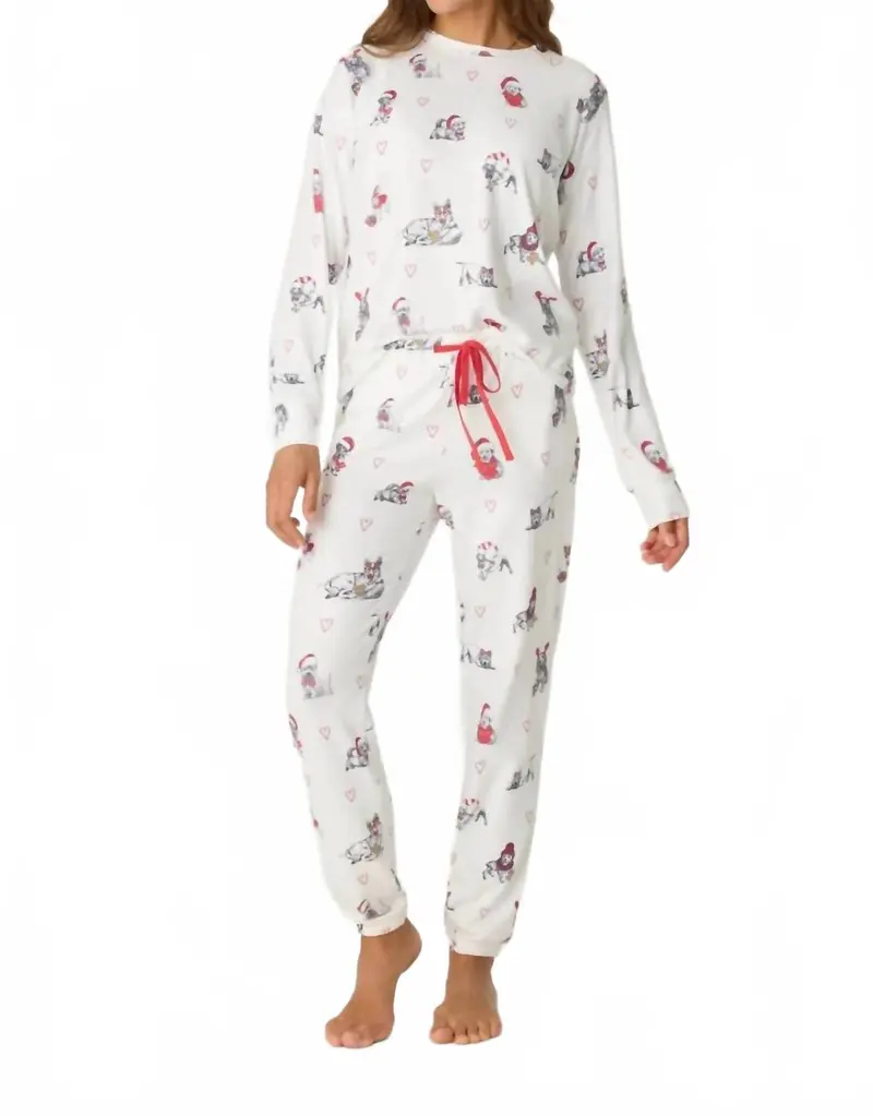 Candy Cane Lane Pajama Set In White 1