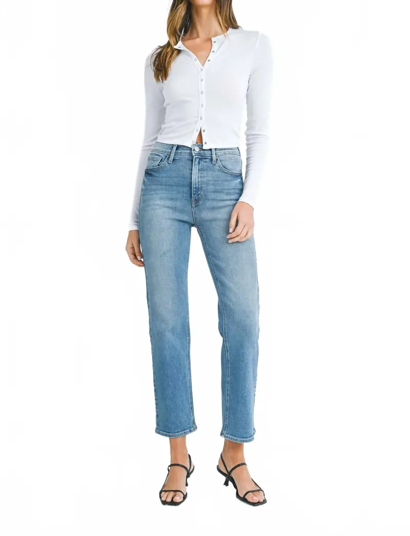 Classic Straight Jeans In Medium Denim 1