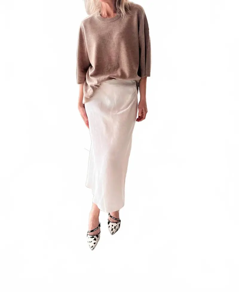 Como Oversized Tee In Truffle 1
