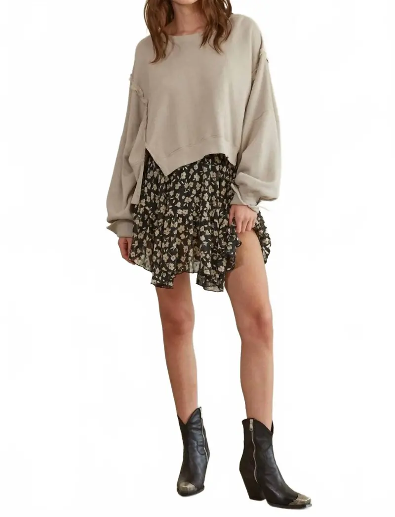 Cropped Sweatshirt With Cuffed Sleeve In Light Taupe 2