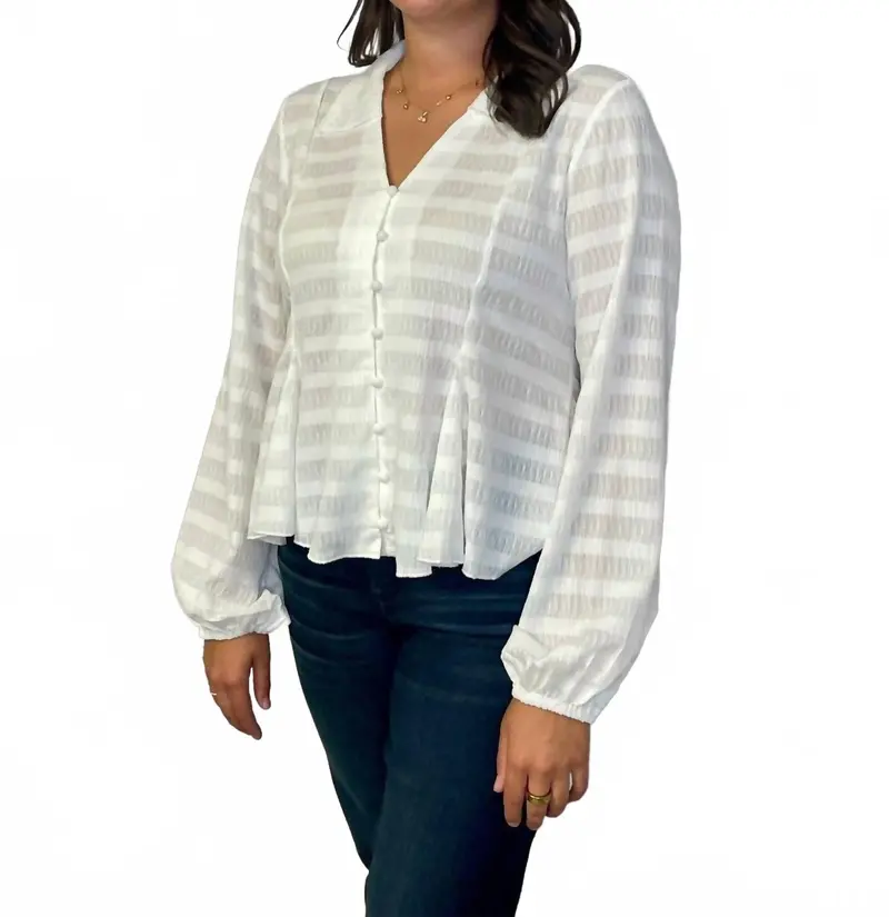 Day To Night Blouse In White 1