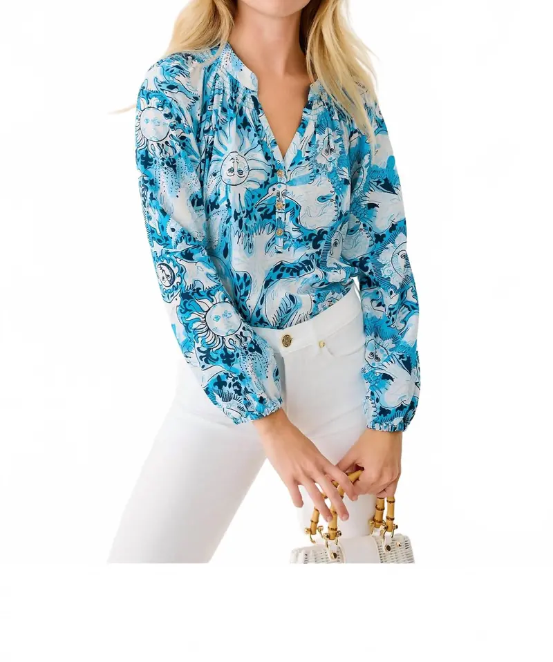 Elsa Silk Top In Lilly Gulls 1