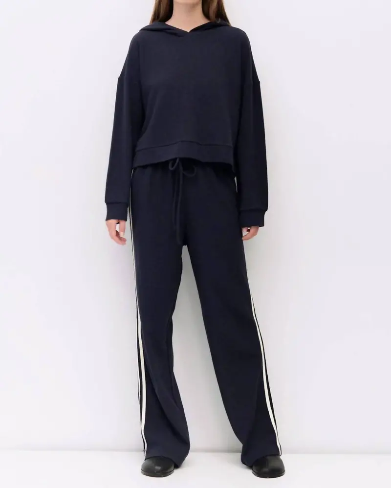 Enzo Long Sleeve Hoodie In Navy 1