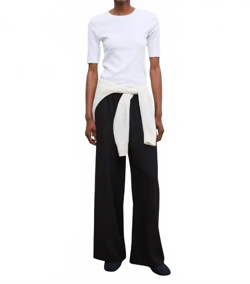 Fluid Crepe Trousers In Black 1