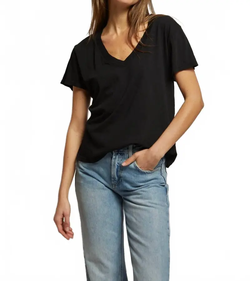 Hendrix V-Neck Tee In Vintage Black 1