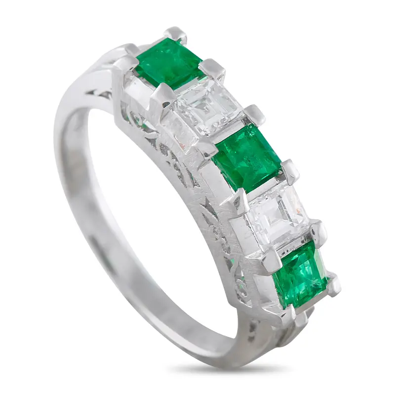 Lb Exclusive Platinum 0.46Ct Diamond And Emerald Ring Mf40-041326 1