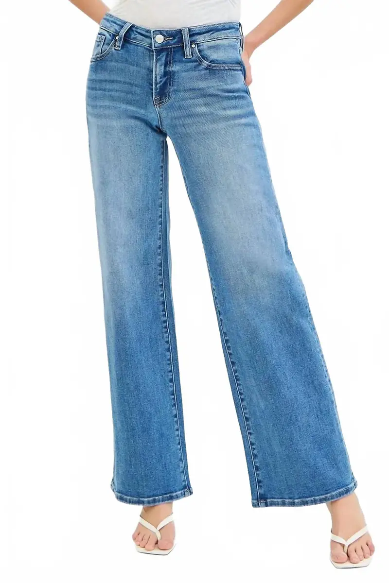 Low Rise Wide Leg Jeans In Med Wash 1