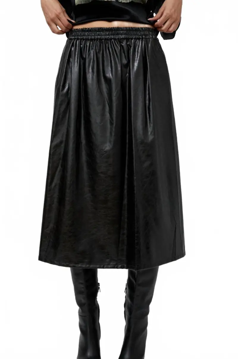 Mel Midi Skirt In Black 1