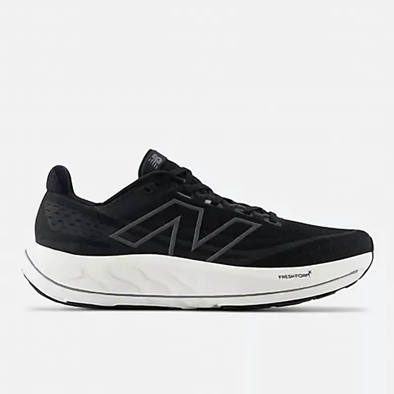 Men's Fresh Foam X Vongo V6 Running Shoes In Black With White 1