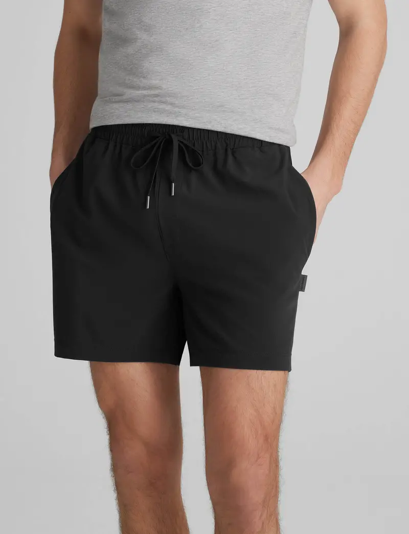 Men's Luxe Traveler Woven Short 1