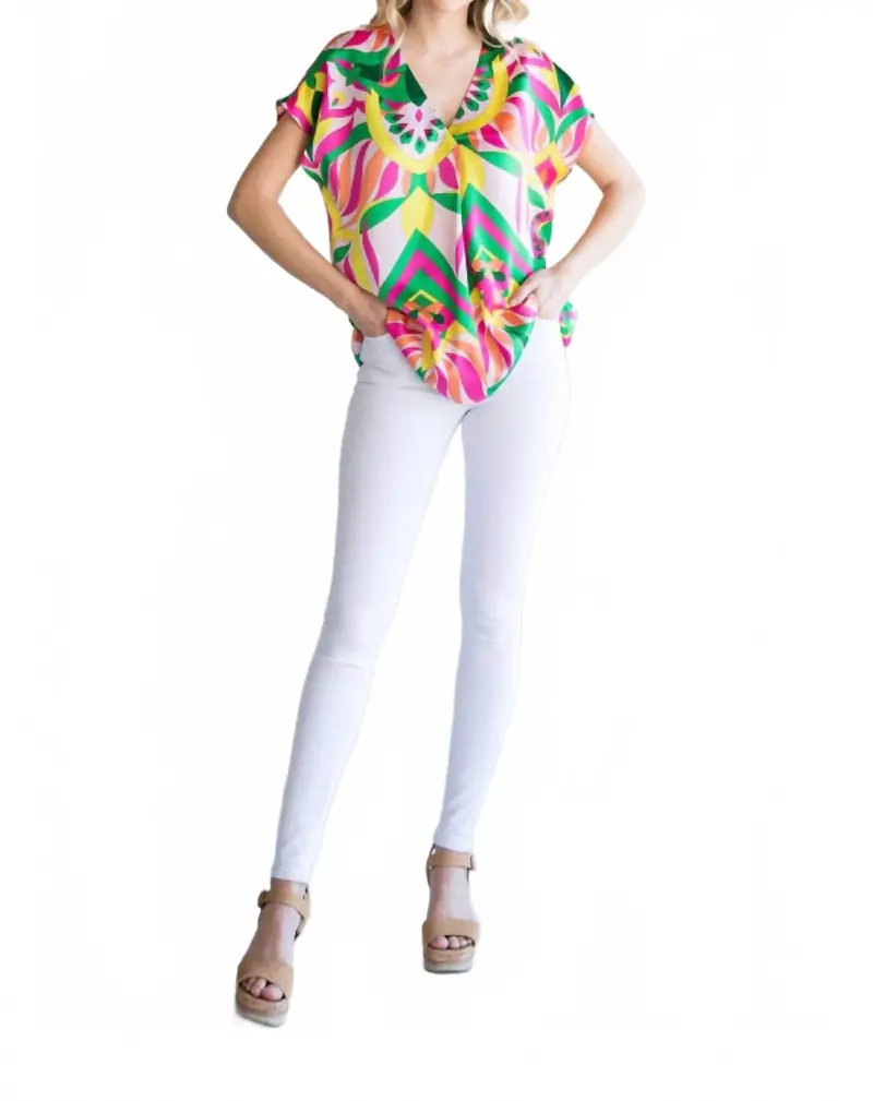 Mix Print Top With A V-Neckline & Short Curved Sleeves In Bright Pink 1