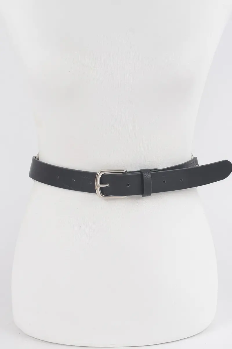 Modern Chain Belt With Back Accent For Elevated Style 1