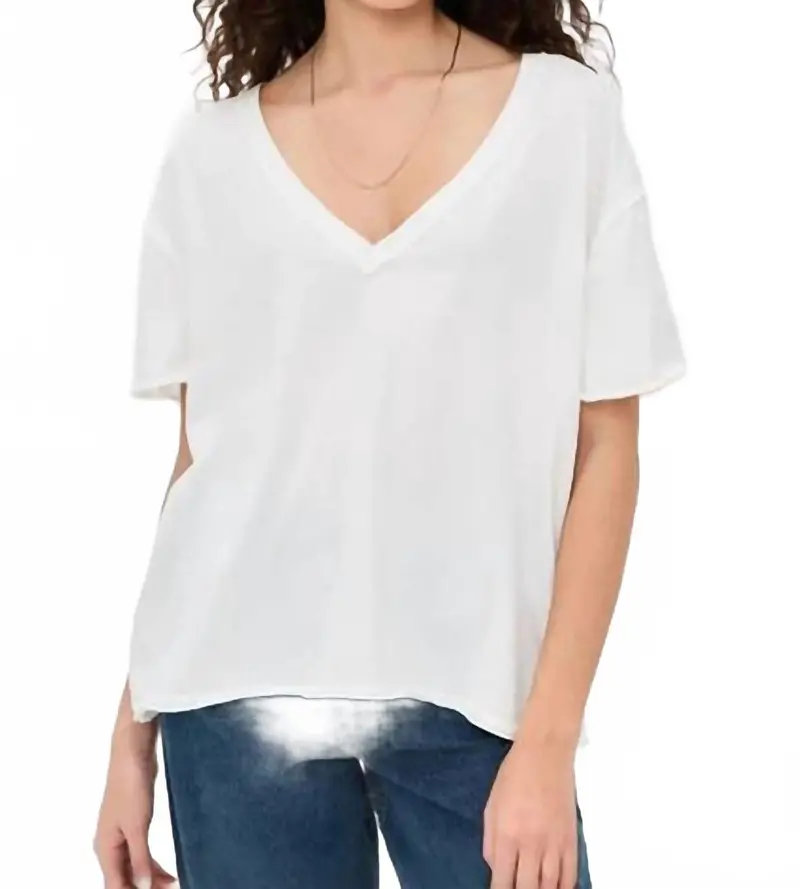 Nina V Neck Tee In Ivory 1