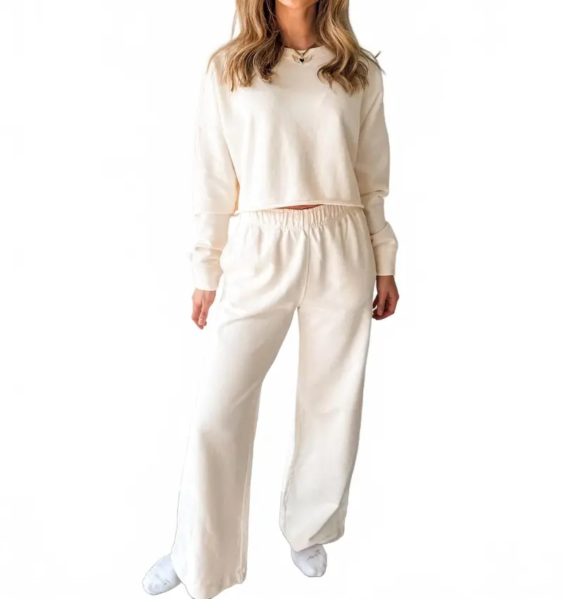Off Duty Chic Set In White 1