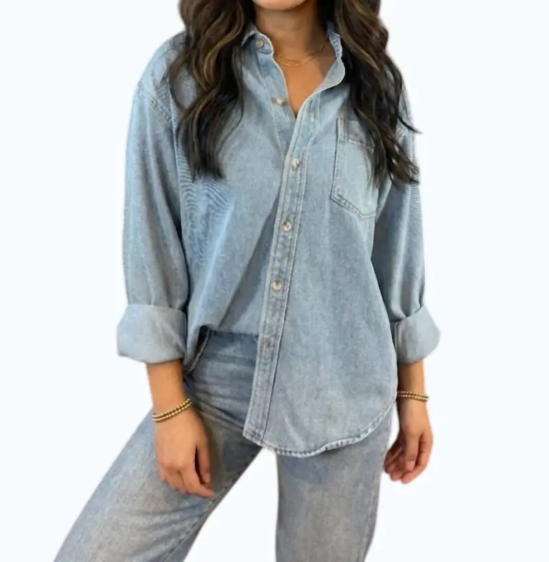 Pacey Oversized Shirt In Denim 1