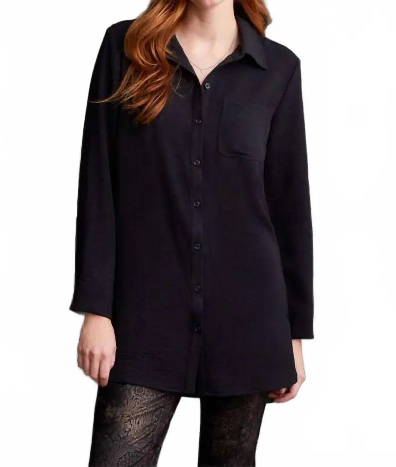 Pebbled Crepe Roll Sleeve Tunic Top In Black 1