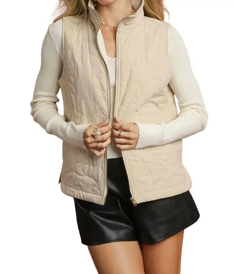 Quilted Floral Zip Vest In Ecru 1