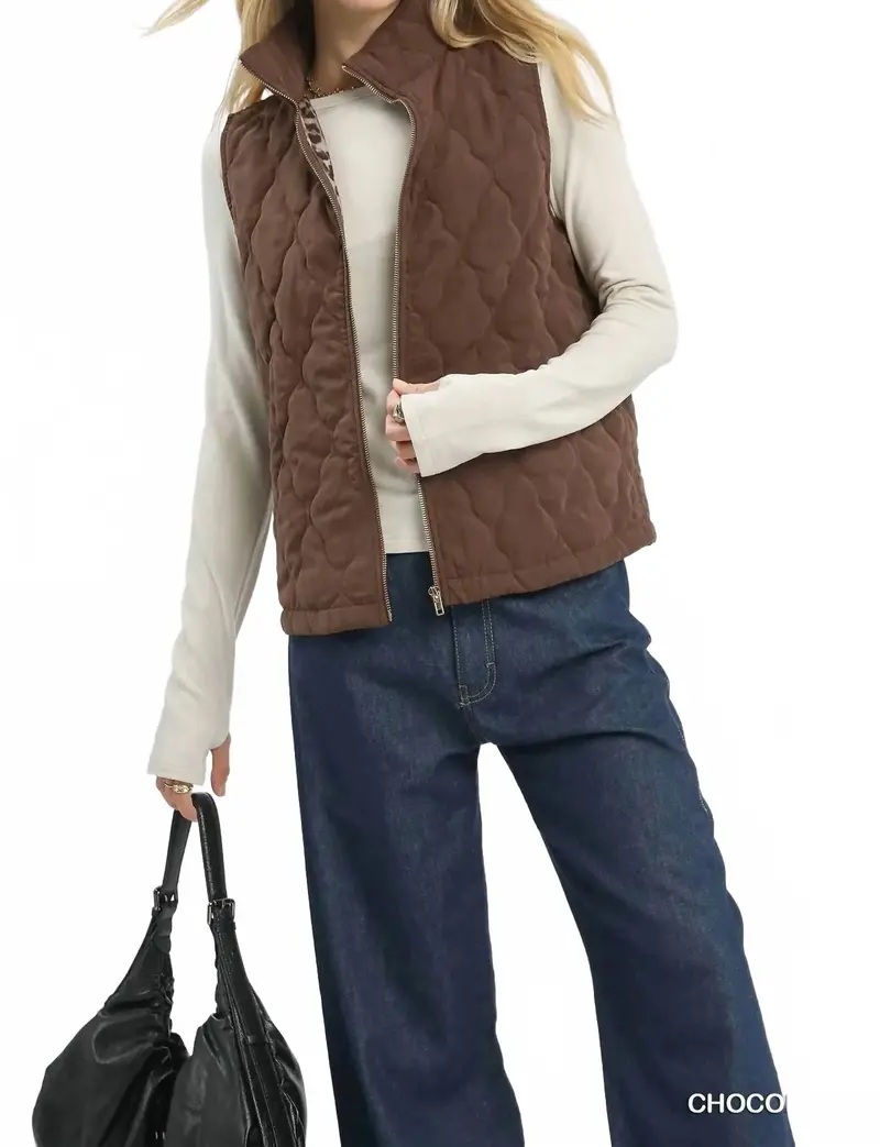 Quilted Zip Up Vest In Chocolate 1