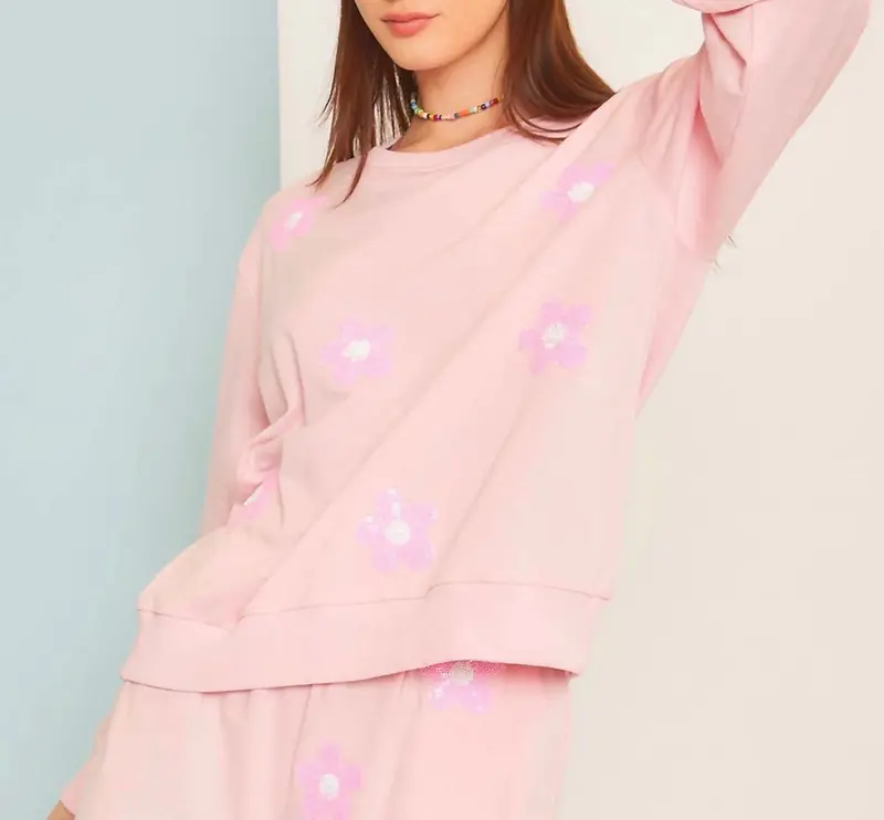 Round Neck Flower Patch Sweatshirt In Pink 1
