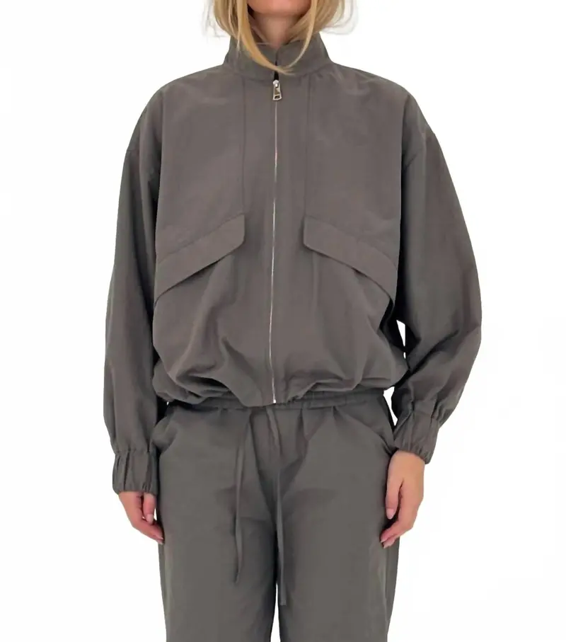 Sable Anorak Jacket In Charcoal 1