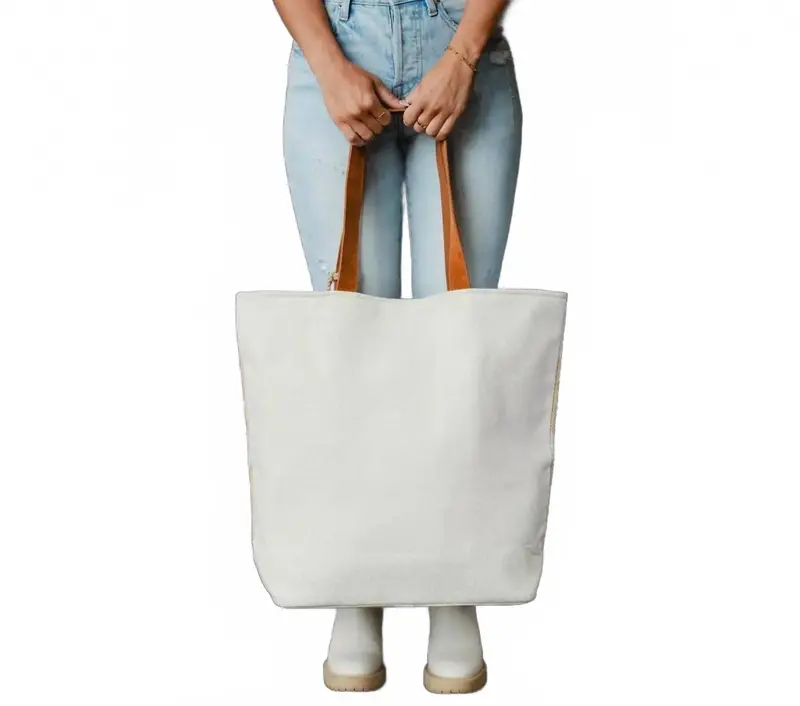 Sandstone Tote In Beige 1
