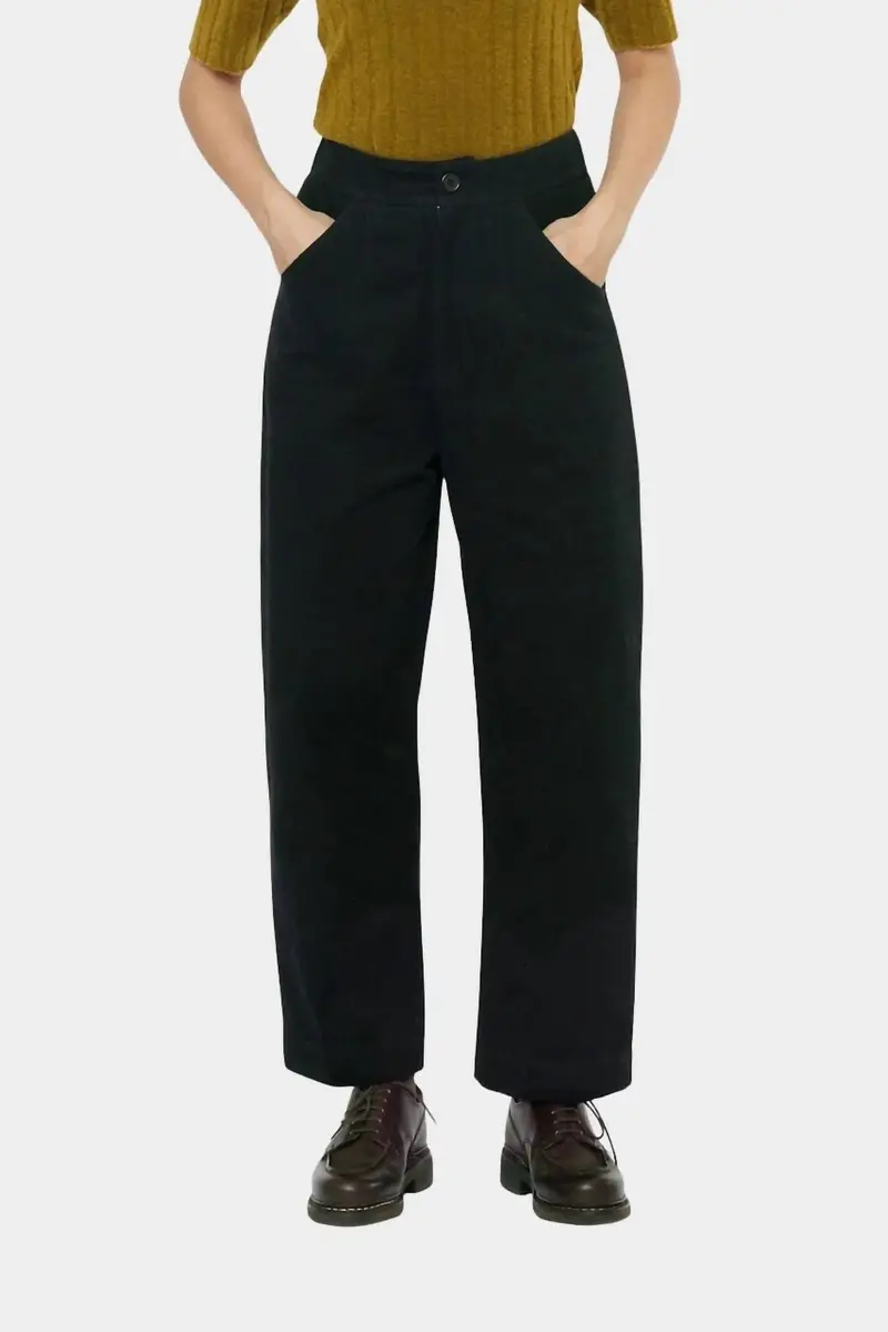 Signature Curve Legged Trousers In Black 1
