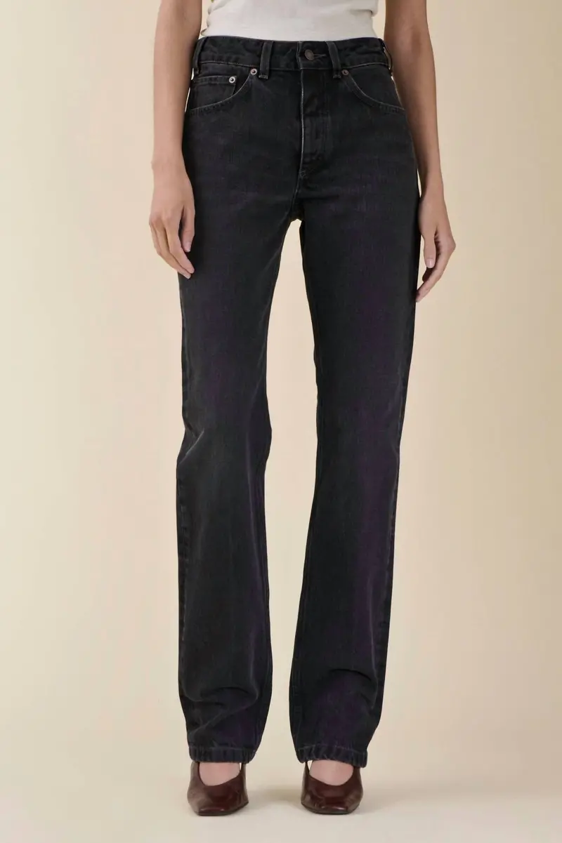 Sisli Mid Rise Straight Leg Jeans In Black 1