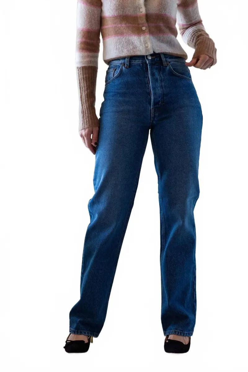 Straight Leg Denim Jeans In Dark Blue 1