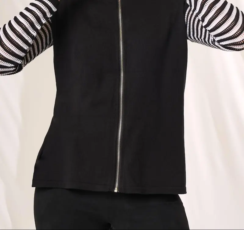 Stripe Zip Up Knit Top In Black/White 1