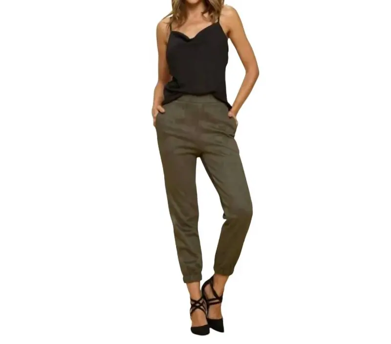 Suede Jogger In Green 1