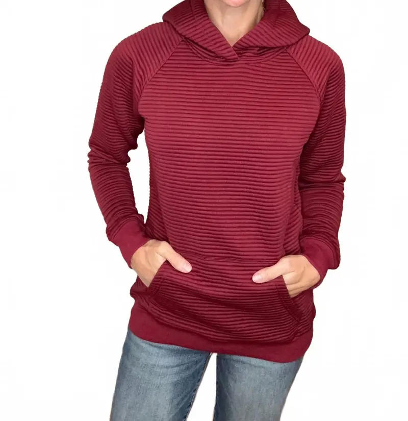 Tatum Hooded Sweatshirt In Burgundy 1