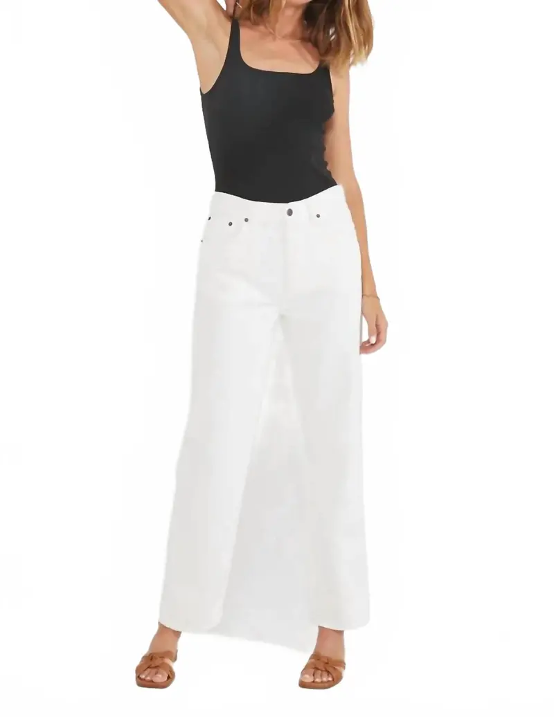 Tyler Straight Leg Jeans In White 1