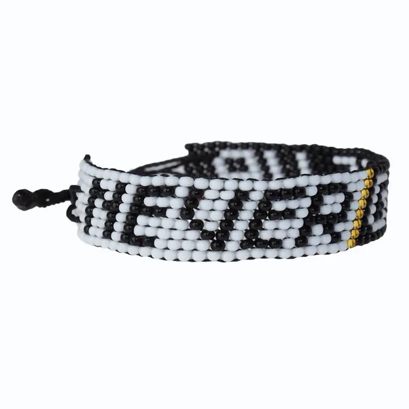 Unisex Never Give Up Bracelet In White Gold 1