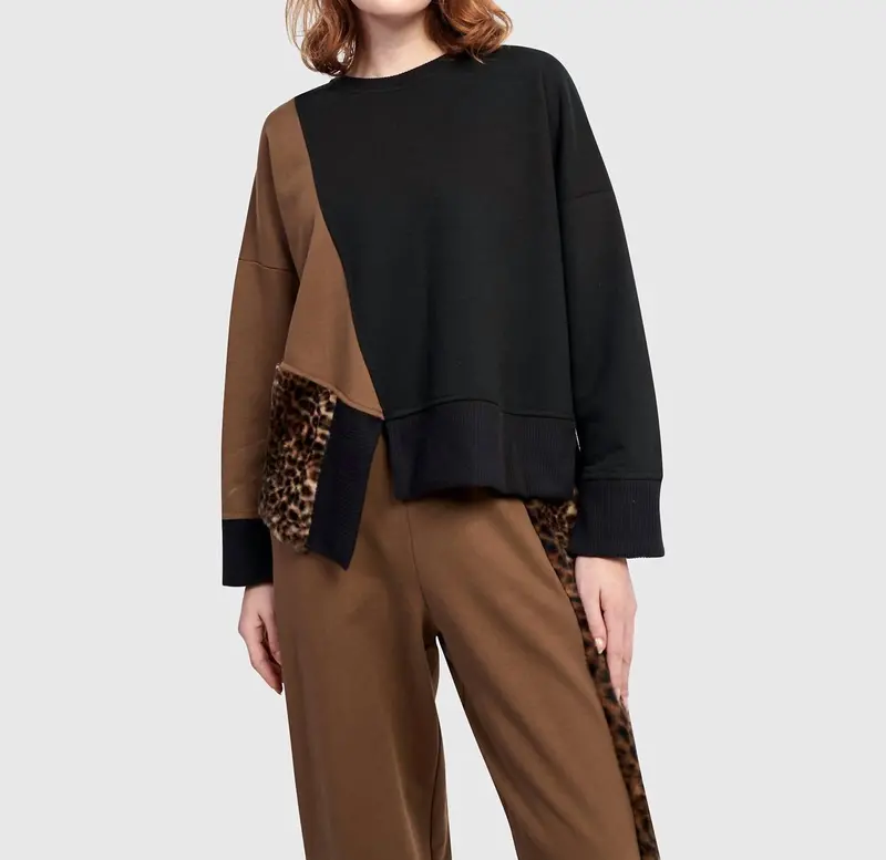 Urban Lair Crewneck Top In Mix 1