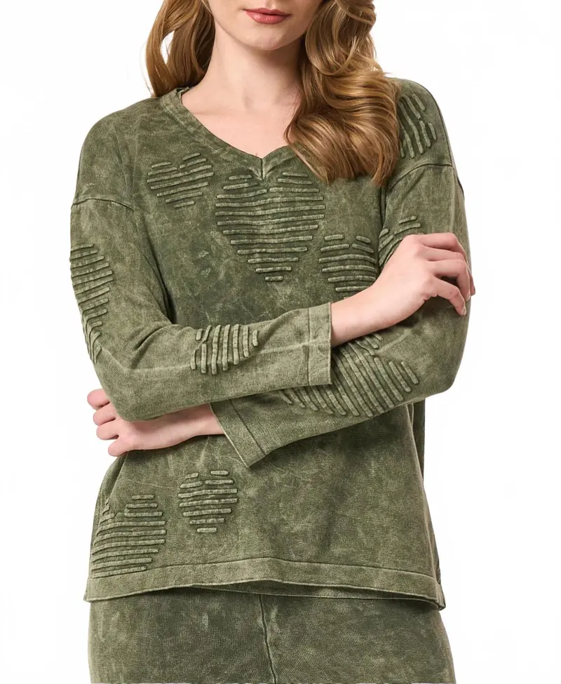 V-Neck Heart Sweater In Army 1