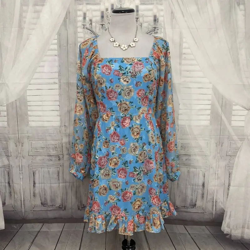 Vero Poet Sleeve Dress In Baby Blue 3