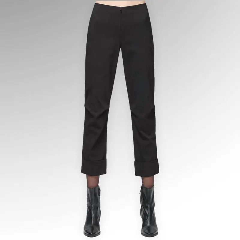 Verona Crop Pant In Black 1