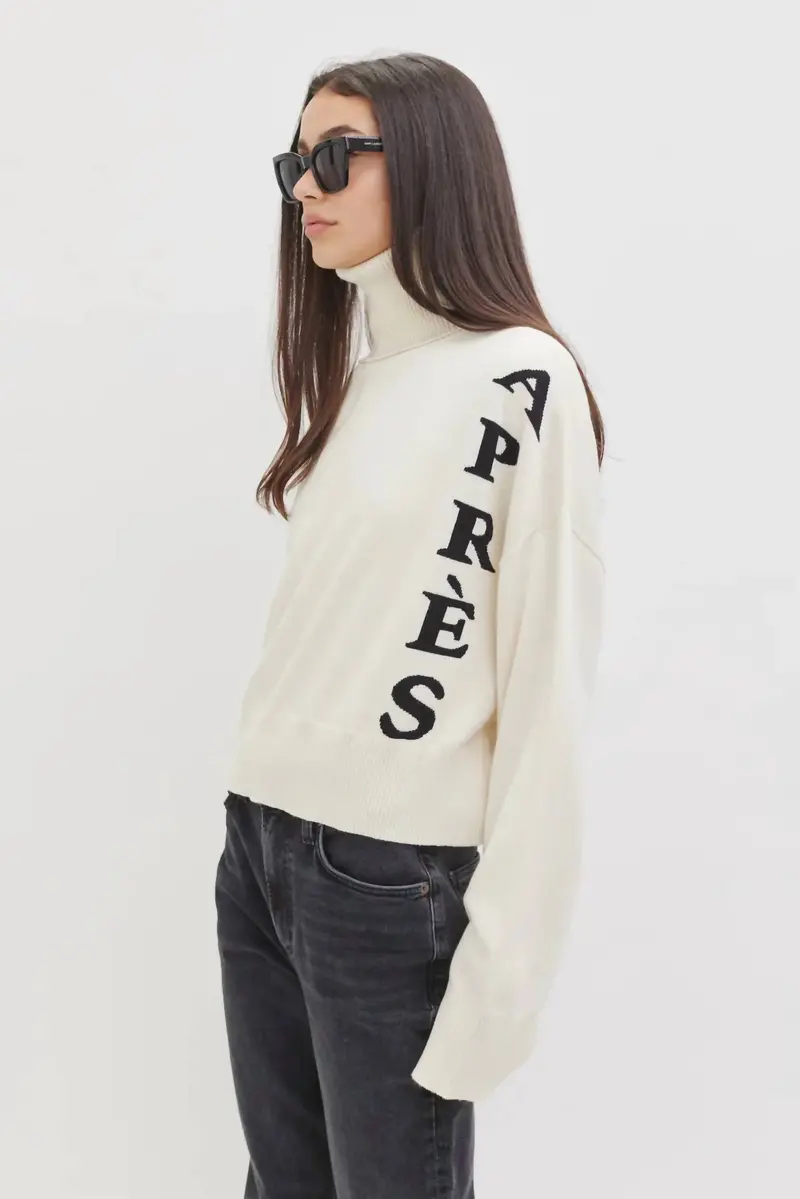 Vivi Apres Ski Turtleneck Sweater In White 1
