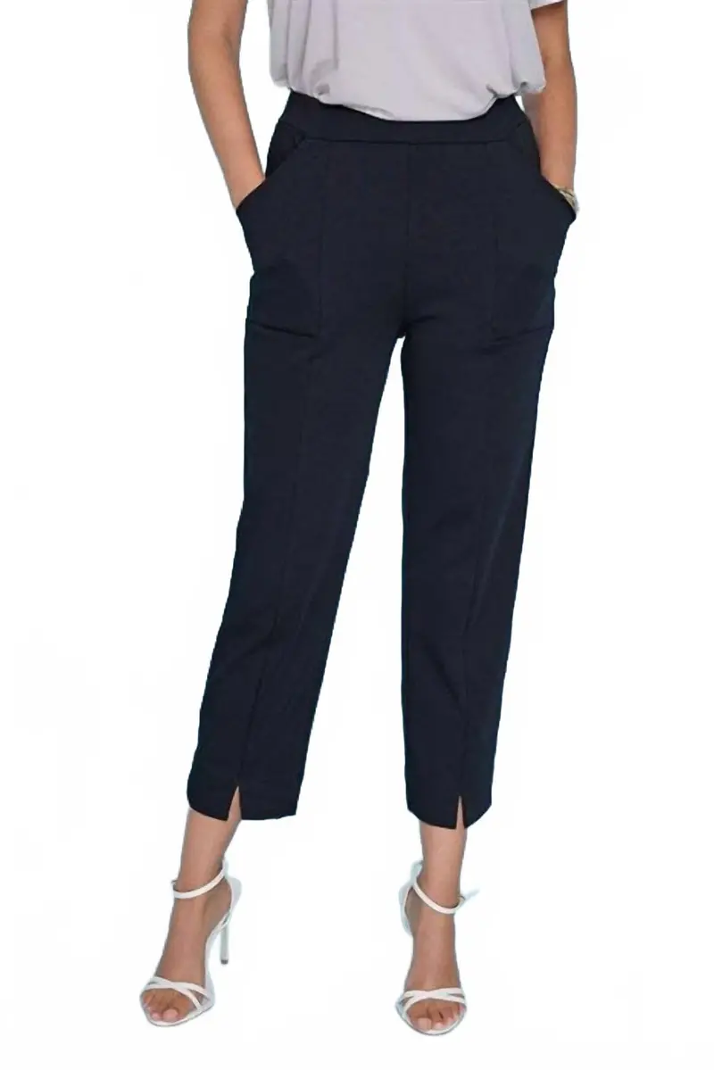 Weekend Soirée Cropped Pant In Black 1