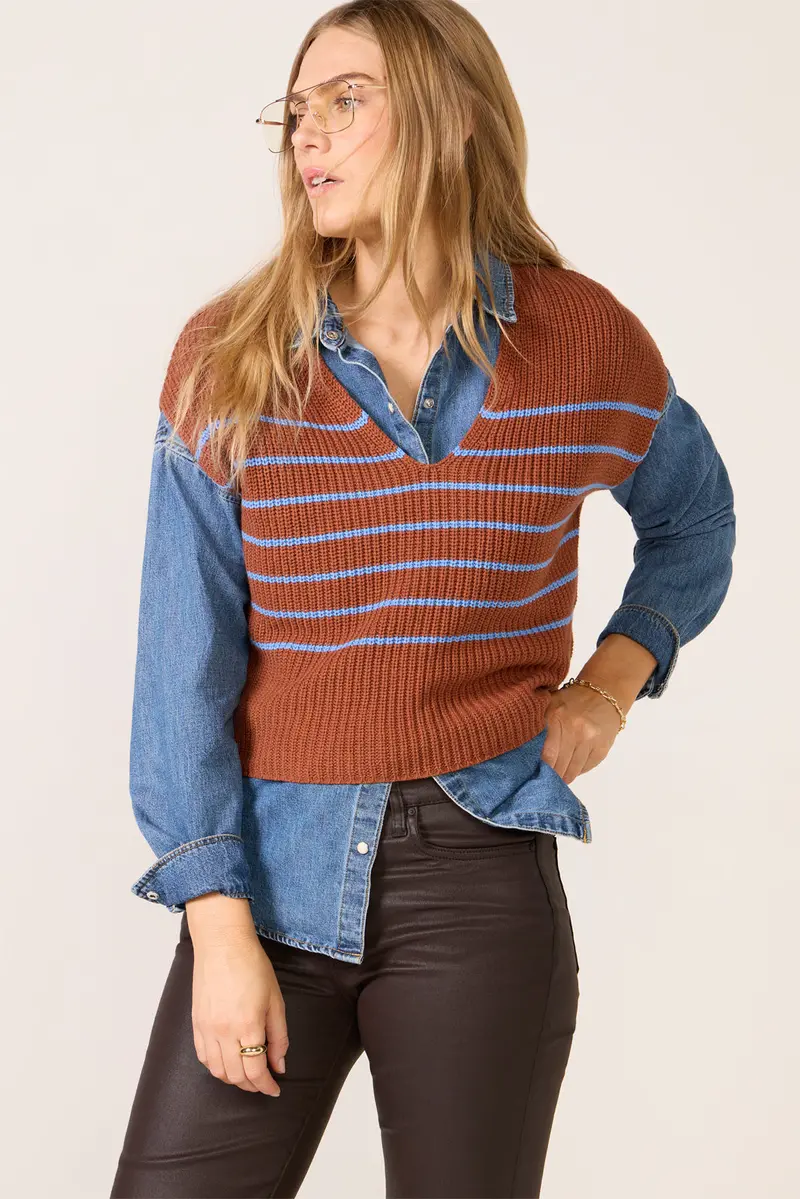 Women's Aiden V-Neck Vest 1