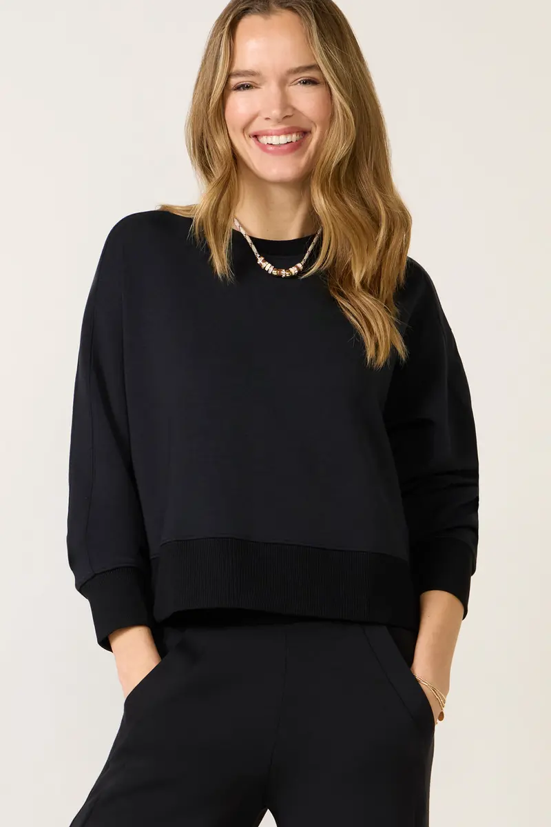 Women's Airessentials Luxe Crew Top 1