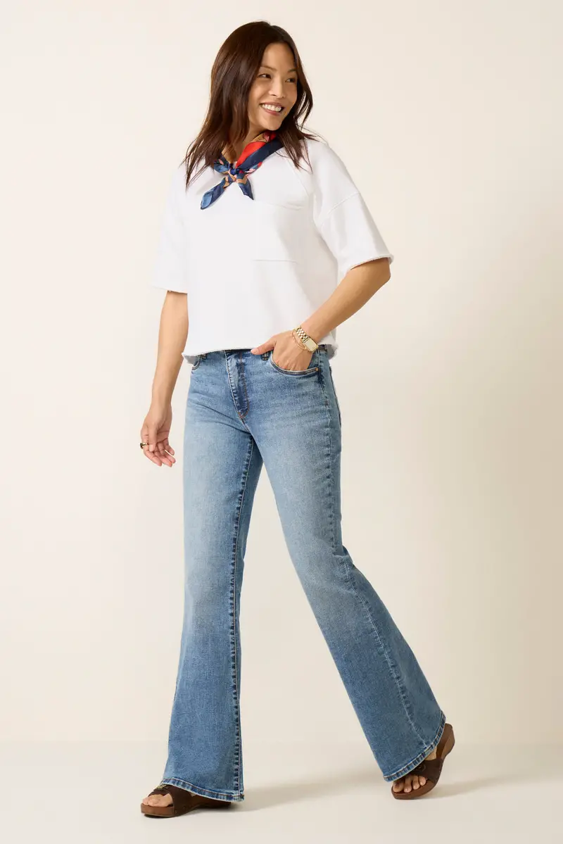 Women's Ana Bootcut Jean 1