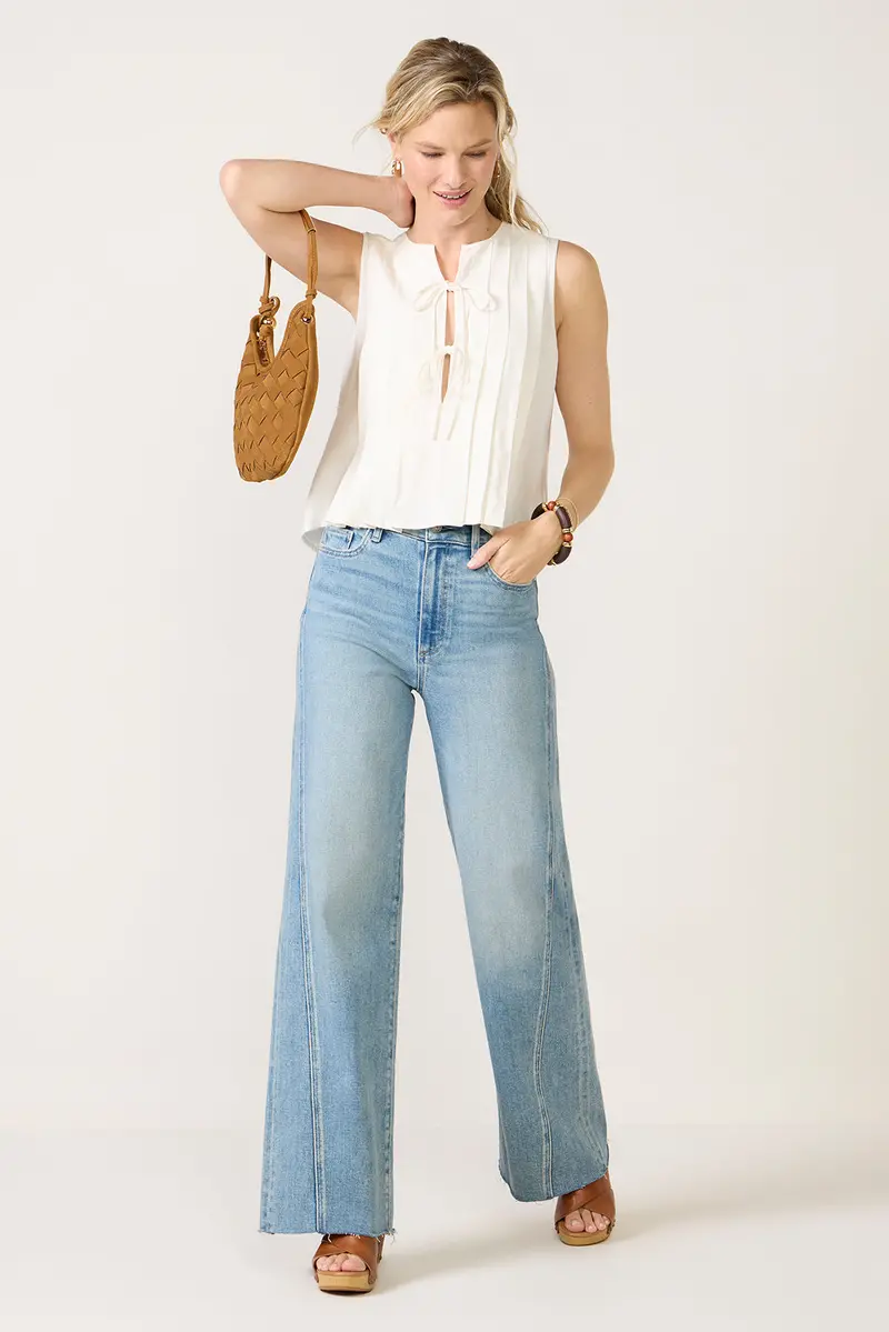 Women's Anessa 31' W/ Twisted Outseam Jeans 1