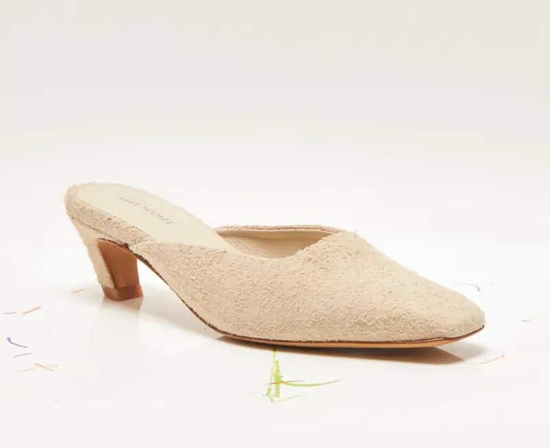Women's Avenue Heel In Sand Hairy Suede 1