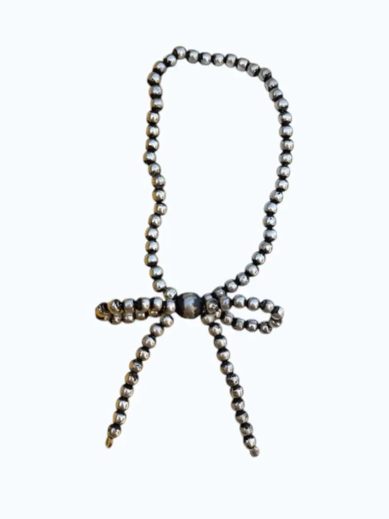 Women's Bow Stretch Bracelet In Silver Beaded 1