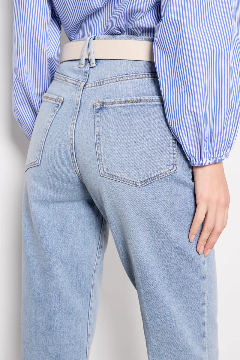 Women's Boy Straight Crop Jeans 3