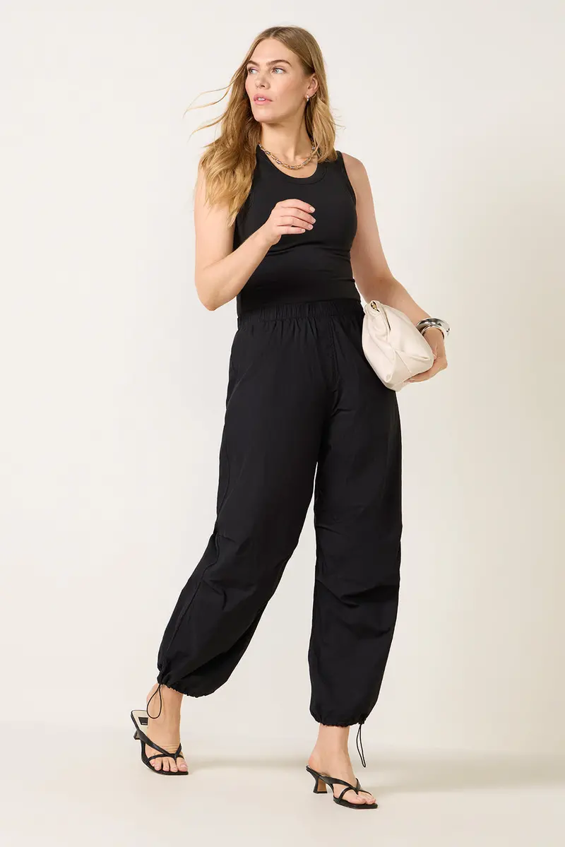Women's Brooks Poplin Pants 1